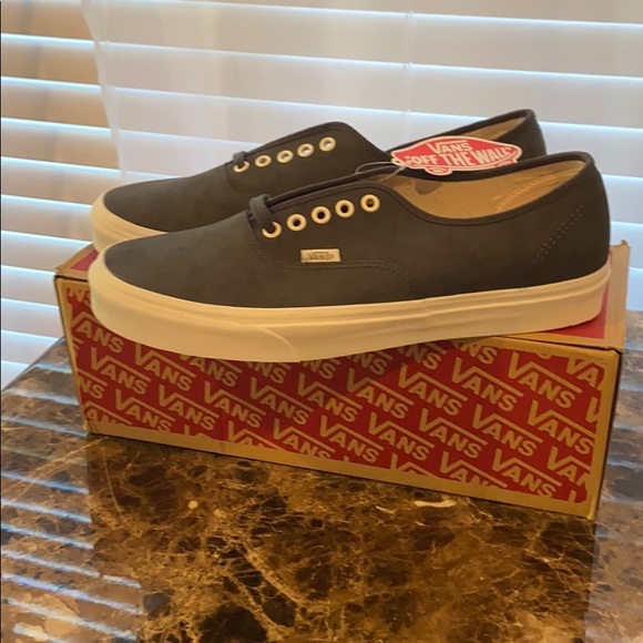 Vans Other - 🆕️ Mens Vans (Vansbuck)